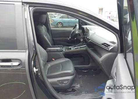 2022 Toyota Sienna Xse z USA, uszkodzony, nr VIN 5TDXRKEC4NS105888